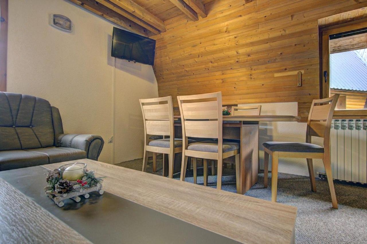 Apartments Dobro Яхорина Стая снимка