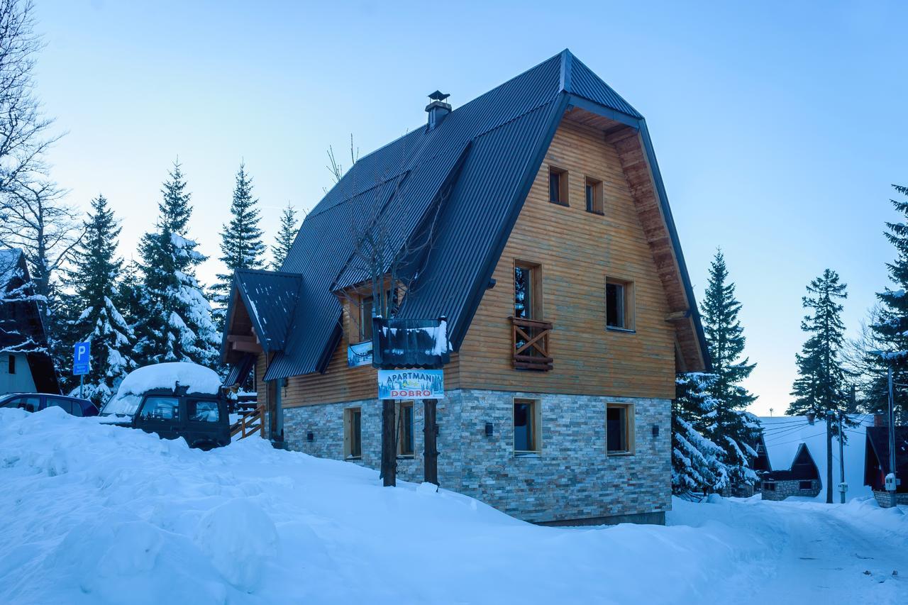 Apartments Dobro Яхорина Екстериор снимка